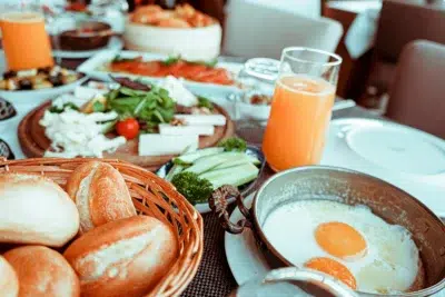 10 idées de brunch maison pour des repas sains et équilibrés