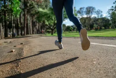 Comment courir pendant la pause déjeuner ? Conseils nutrition et organisation