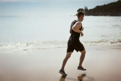 Comment courir sur la plage ? Nos conseils pour profiter pleinement du sable