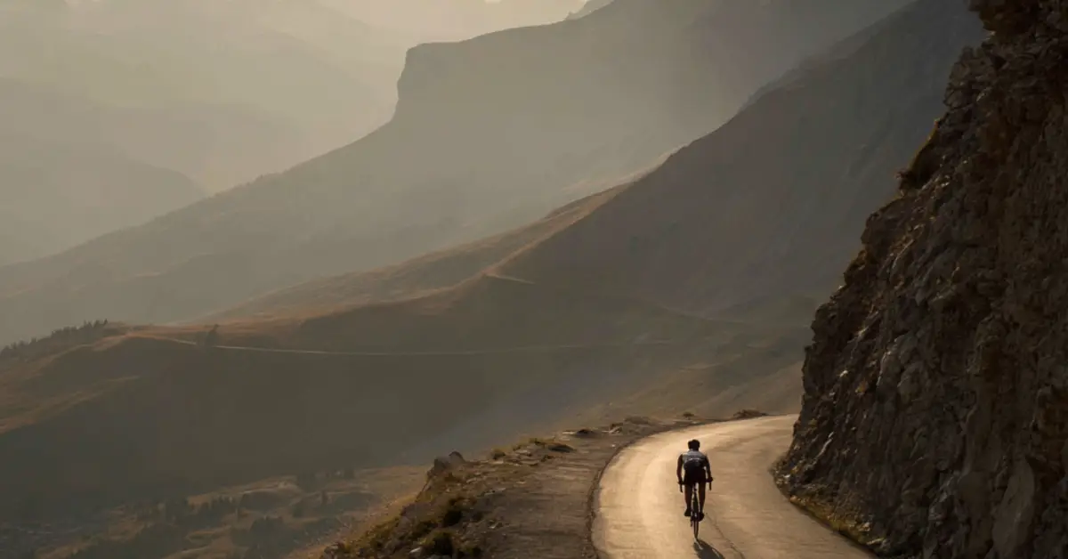 Les meilleurs exercices pour progresser et mieux grimper en vélo