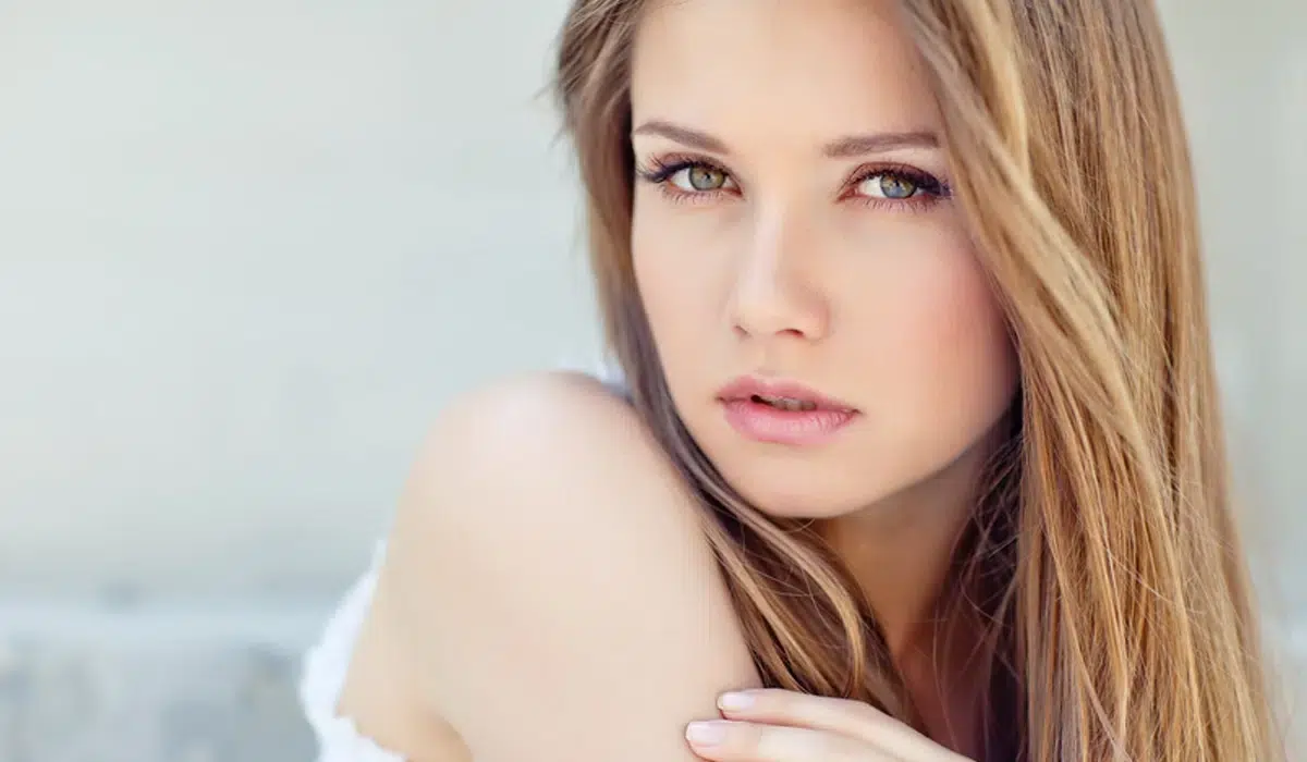 Qué color de cabello o tinte elegir si tienes ojos verdes claros u oscuros Qué color de cabello o tinte elegir si tienes ojos verdes claros u oscuros