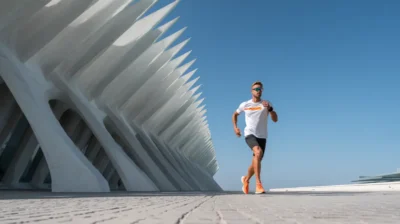 No pocos corredores de 10 km creen que necesitan entrenar más… cuando el exceso de fatiga suele ser el verdadero obstáculo