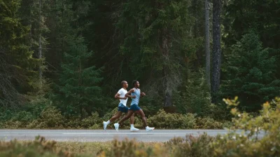 Deux coureurs suivent exactement le même plan… pourquoi l'un progresse deux fois plus vite ?