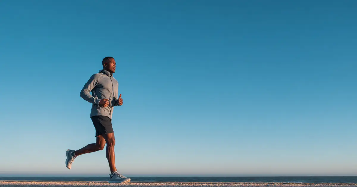 Mal au mollet ou au tendon ? les 3 erreurs d’allure running qui peuvent entrainer une blessure