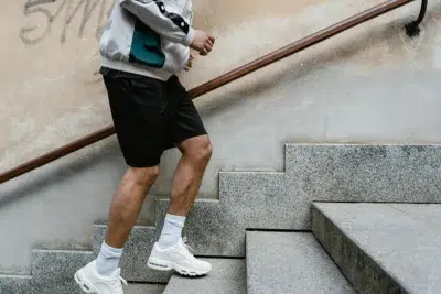 Pourquoi monter les escaliers est bon pour la santé ? Découvrons ses bienfaits !
