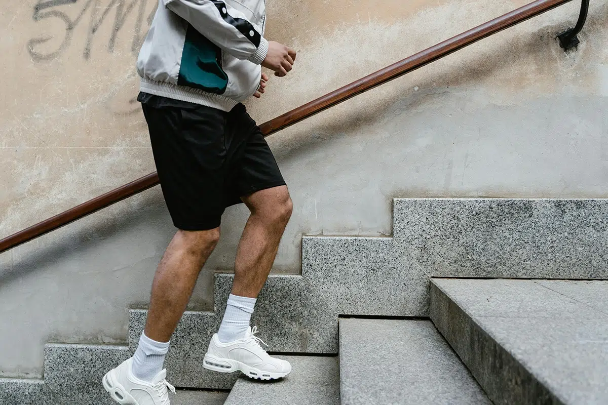 Pourquoi monter les escaliers est bon pour la santé ? Découvrons ses bienfaits !