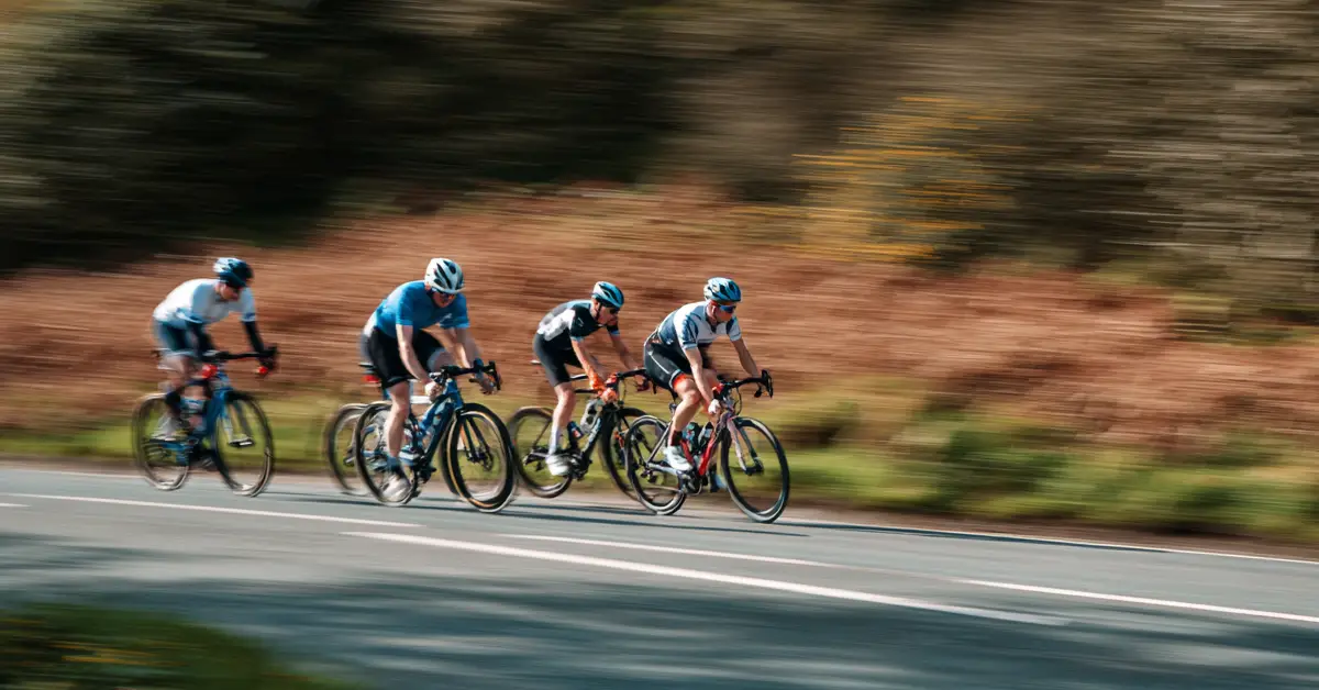 Pourquoi ton pote du vélo club maigrit plus vite que toi ? 3 facteurs hors volonté