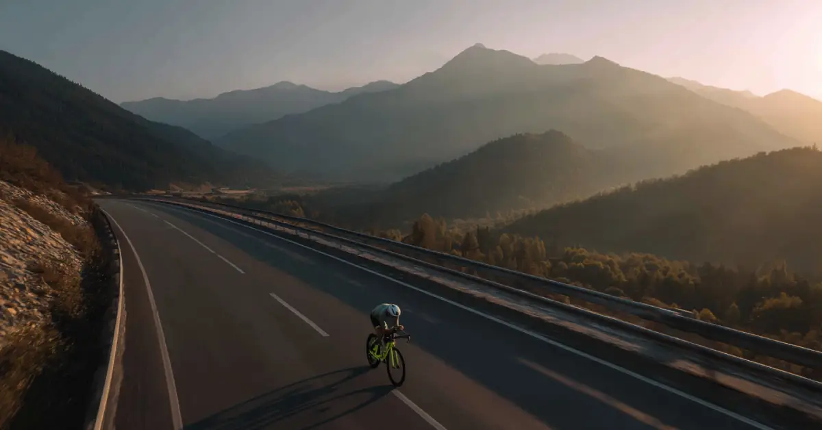 Cyclisme et foncier : Programmes et plans d'entrainement vélo en endurance fondamentale et base foncière. Cyclisme et foncier : Programmes et plans d'entrainement vélo en endurance fondamentale et base foncière.