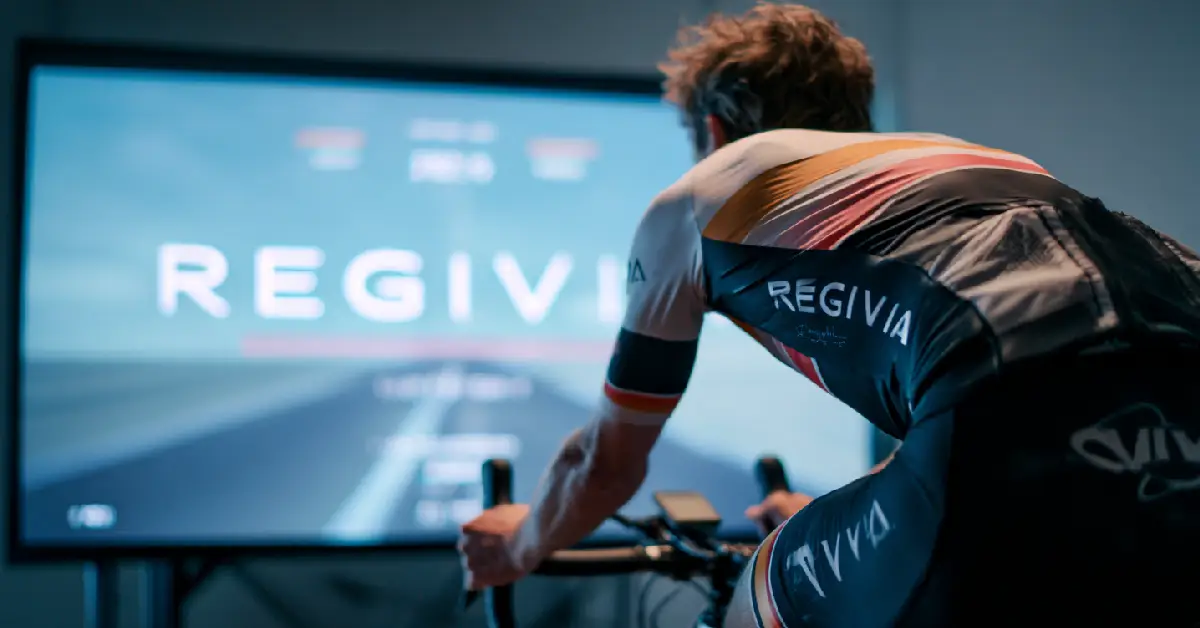 Simulation de course vélo indoor : l’entraînement oublié qui fait la différence