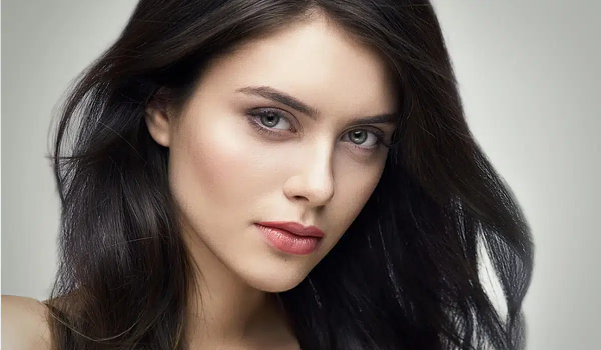 Welche Haarfarbe oder Coloration wählen und kaufen, wenn man braune Haare hat? Welche Haarfarbe oder Coloration wählen und kaufen, wenn man braune Haare hat?