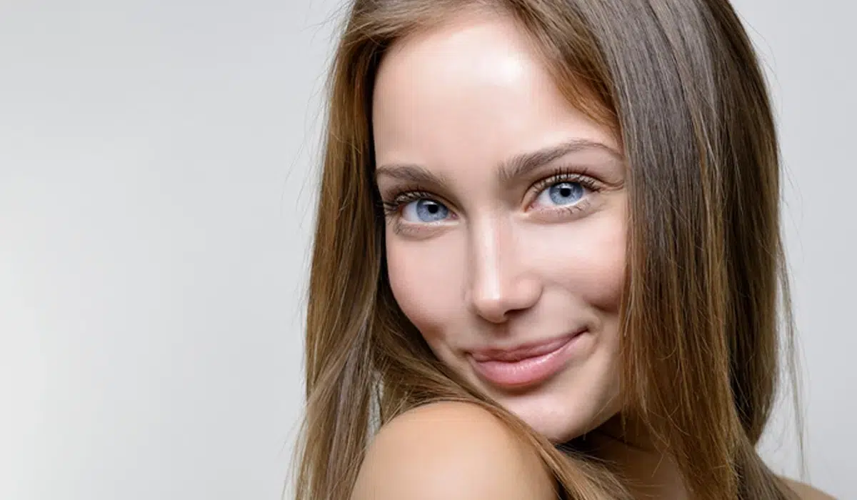 Wie du die beste Haarfarbe auswählst, wenn du blaue Augen hast Wie du die beste Haarfarbe auswählst, wenn du blaue Augen hast